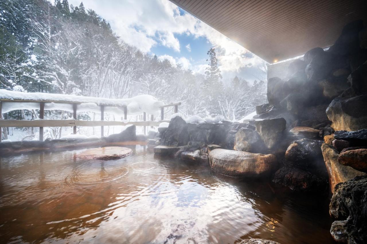 ยูเกมูริ โน ยาโดะ อินาซูมิ ออนเซ็น Hotel Yuzawa  ภายนอก รูปภาพ