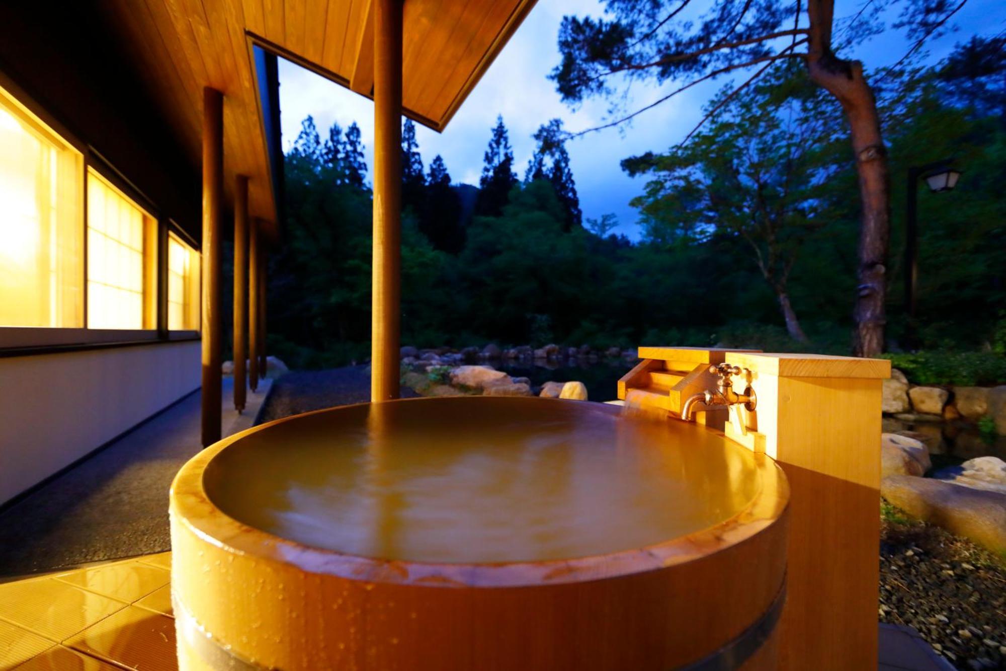 ยูเกมูริ โน ยาโดะ อินาซูมิ ออนเซ็น Hotel Yuzawa  ภายนอก รูปภาพ